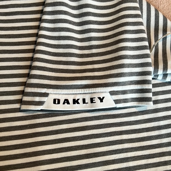 Oakley Polo Short - grey/white stripes - Picture 3 of 5